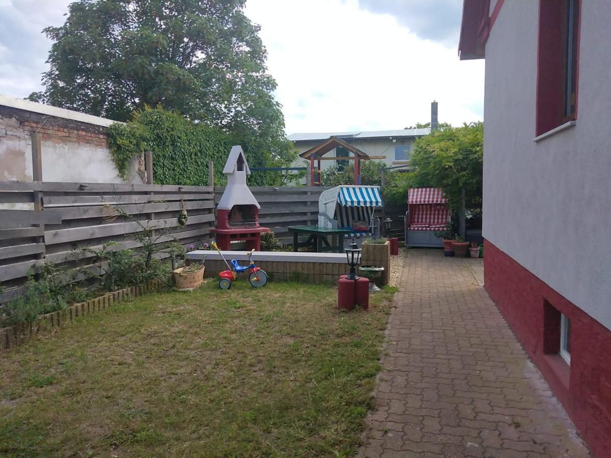 Ferienhaus Badetz Esterno foto